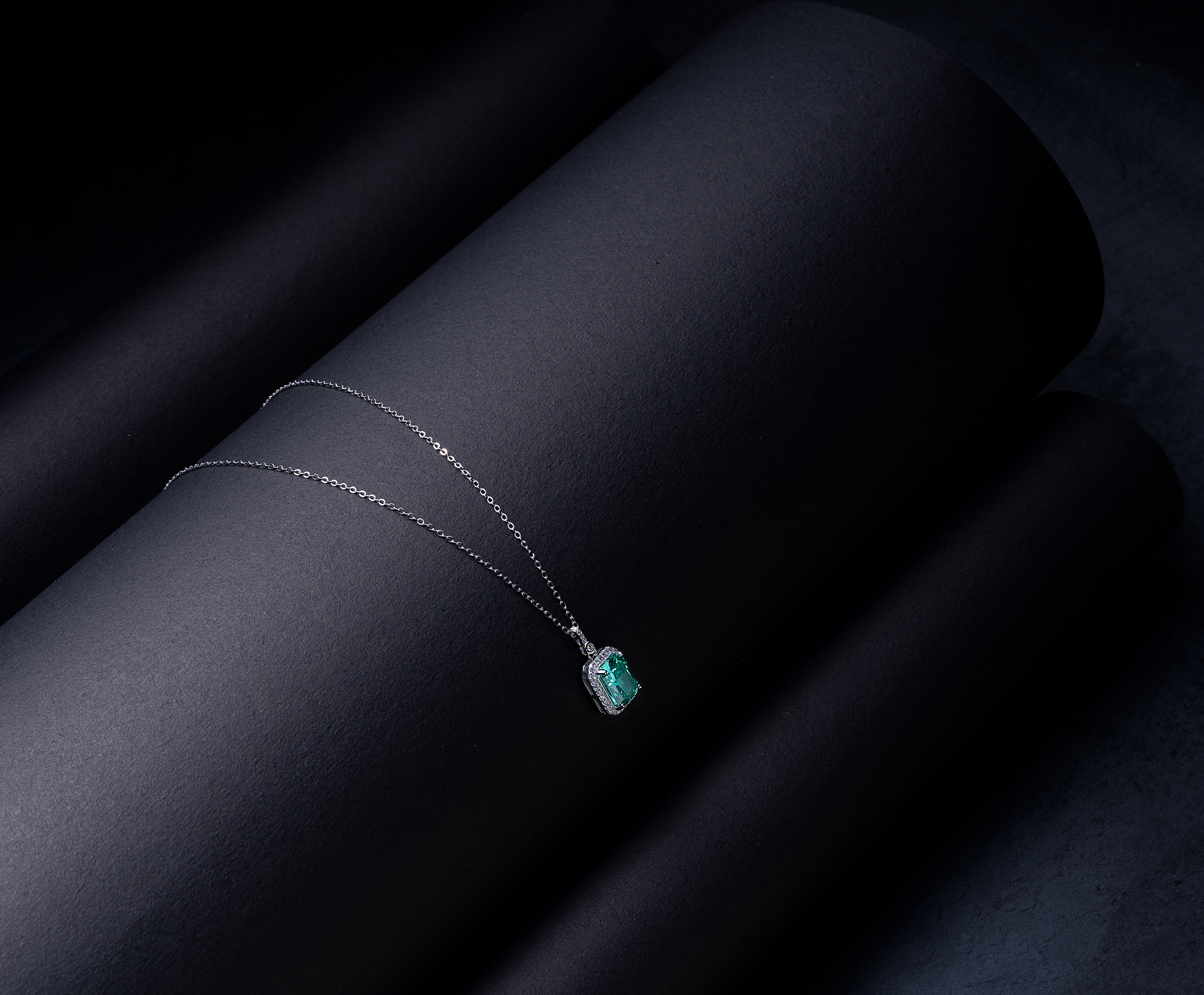 PENDANT
